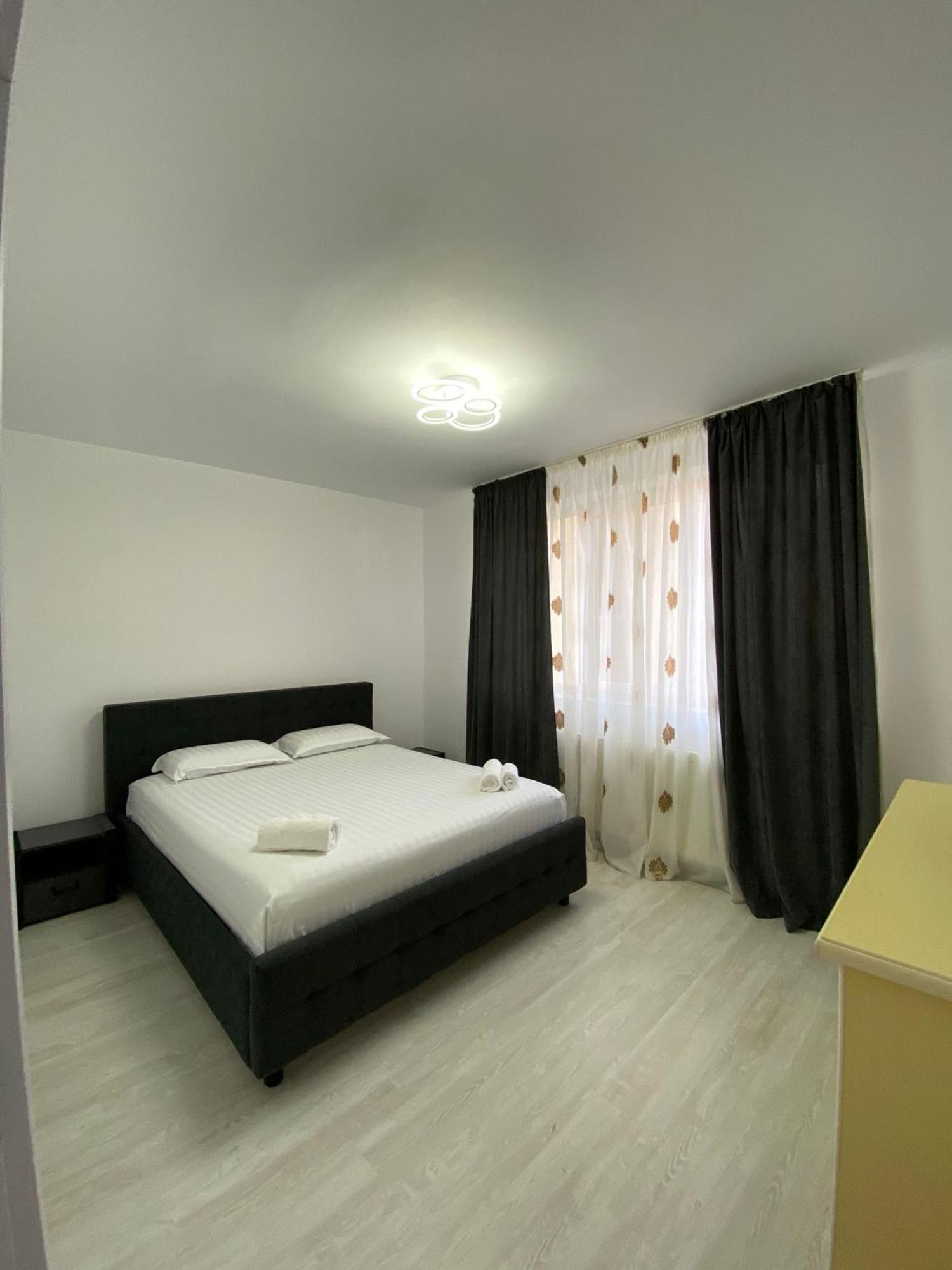 Sorinaapartament Targu Neamt Exterior photo